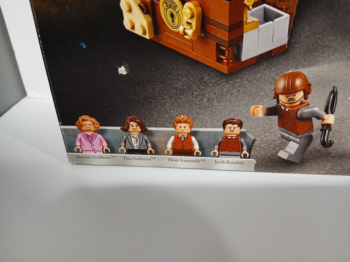 LEGO Fantastic Beasts Newt's Case of Magical Creatures 75952