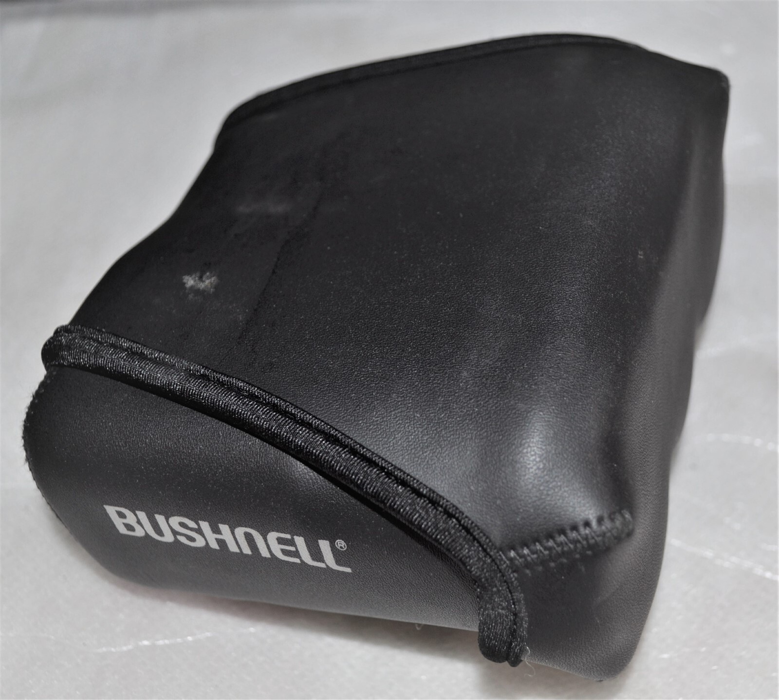 BUSHNELL YARDAGE PRO 500 LASER RANGE FINDER COMMERCIAL SURPLUS NICE 
