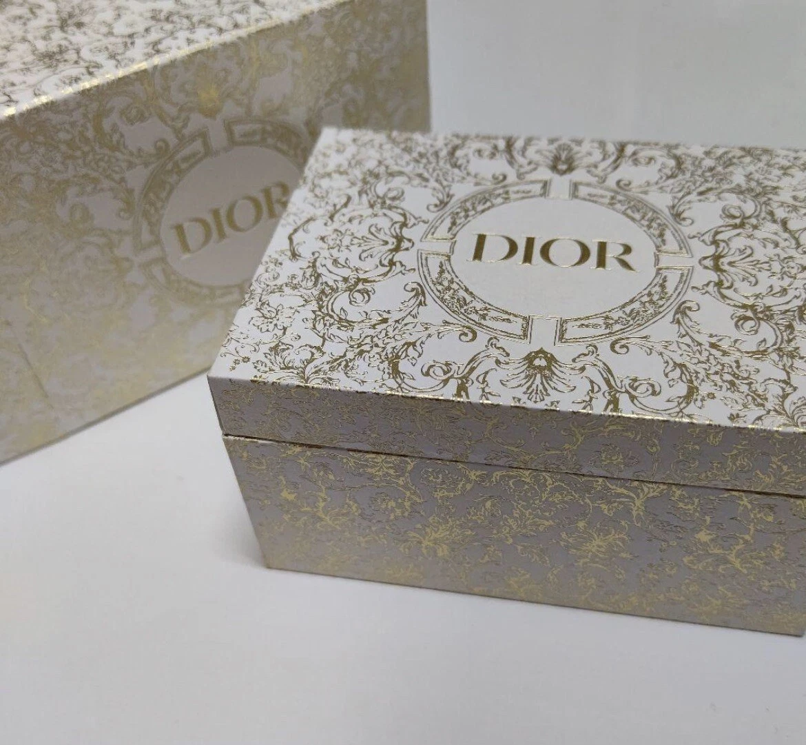 Dior Holiday Cadeau 2023 Boîte Bijoux Authentique Nouveauté 7 x 9,5 x 5cm NEUF