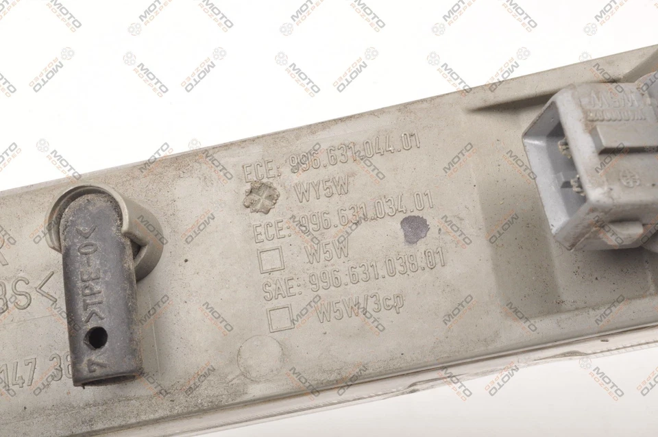 PORSCHE BOXSTER 986 3.2 Indicatori Luce Laterale Destro 99663104401 - Immagine 3 di 4