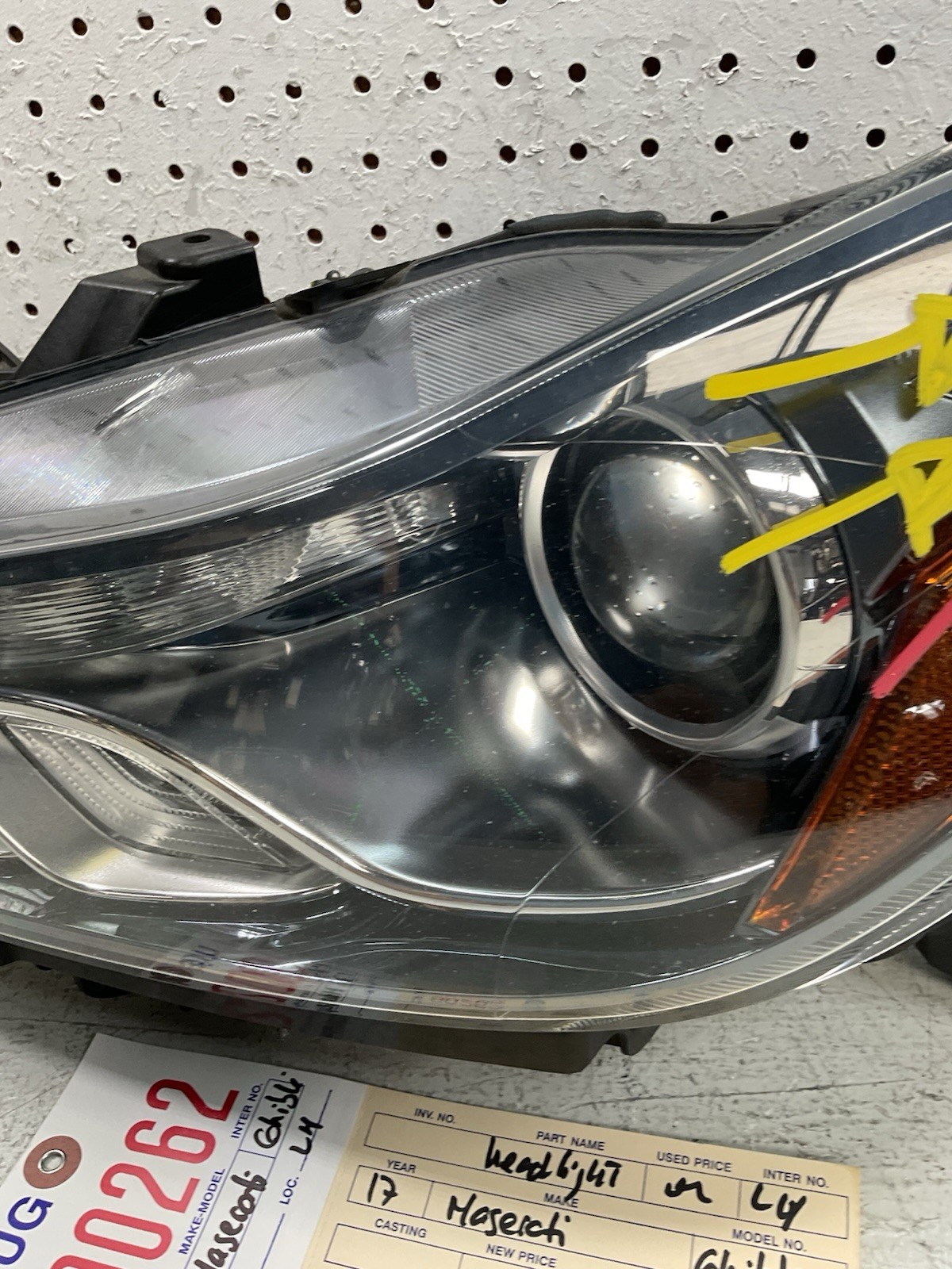 Maserati Ghibli 2014-2017 Left Headlight lens