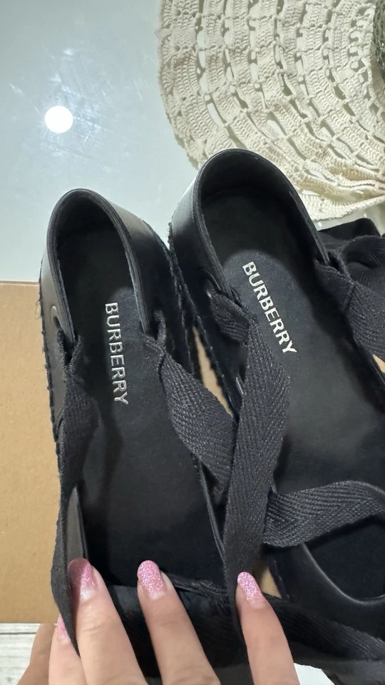 Autêntico Novo em Folha Burberry Espadrile Tamanho 36.5 UE - 6.5 EUA - Imagem 3 de 4