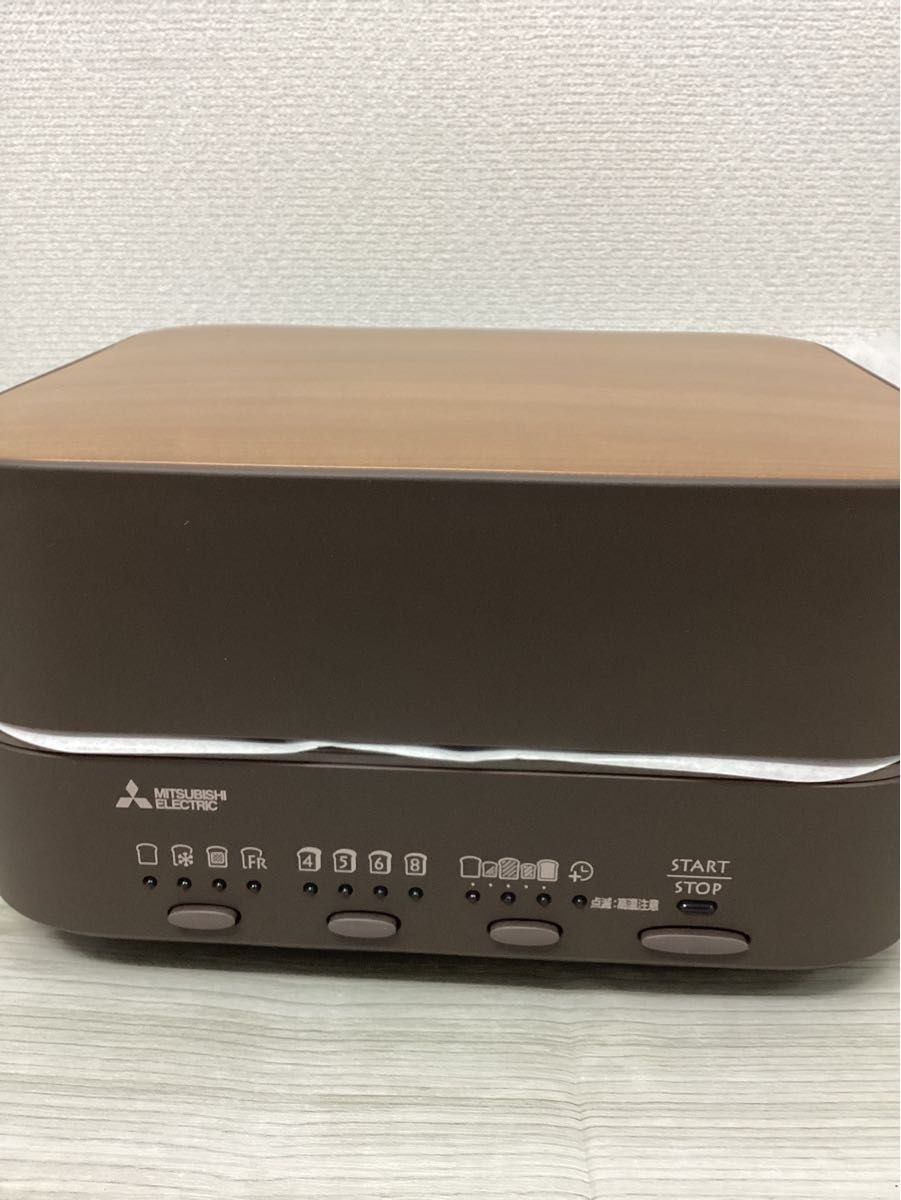 Mitsubishi TO-ST1-T Electric Bread Toaster Oven - Retro