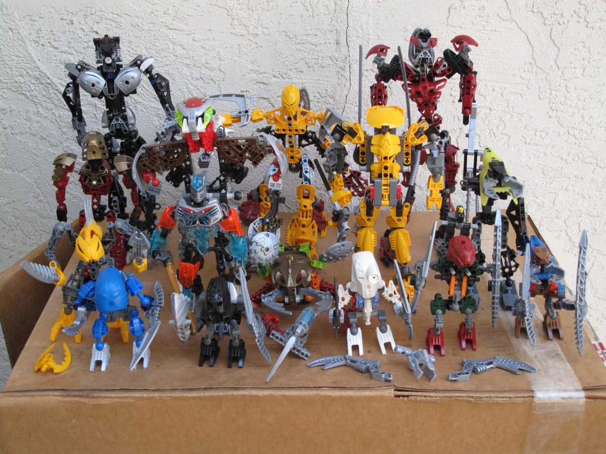 Huge Lot LEGO Bionicle Vintage Incomplete w tons of Parts Weapons