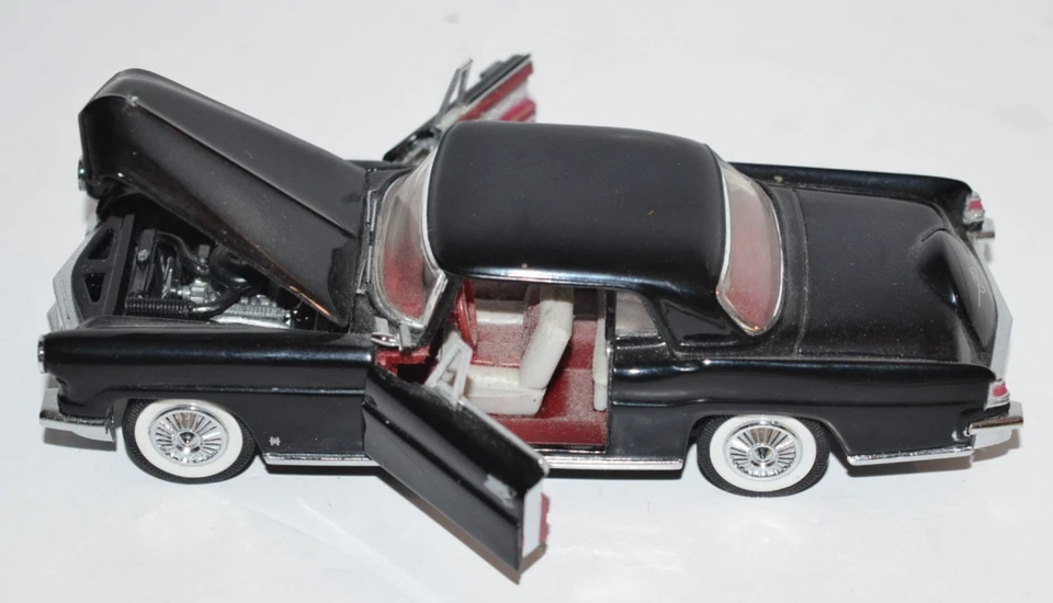 Diecast Franklin Mint Models Black 1956 Lincoln Continental Mark II 1:43 No Box - Image 4 of 4