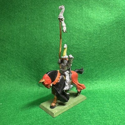 Warhammer Bretonnian Command Realm Knights Standard Metall Games Workshop 90er  