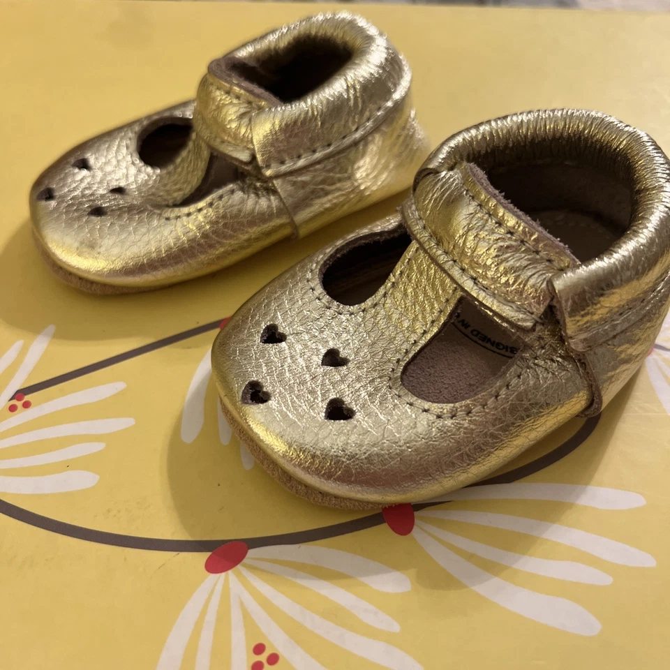 BirdRock Baby туфли размер 3 металлический золотой Мэри Джейн стиль замшевая подошва Baby Girl - Изображение 2 из 4