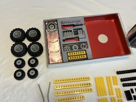 LEGO Technic 8040 Pneumatic Set Vintage 1985 (Incomplete - READ) +FAST SHIPPING!
