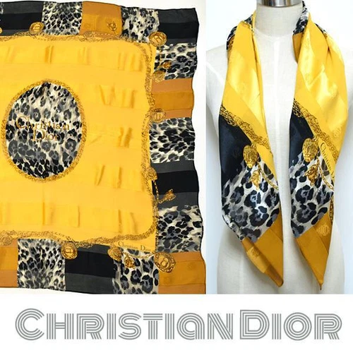 Christian Dior foulard vintage en soie imprimé léopard 33x34 pouces mode femme
