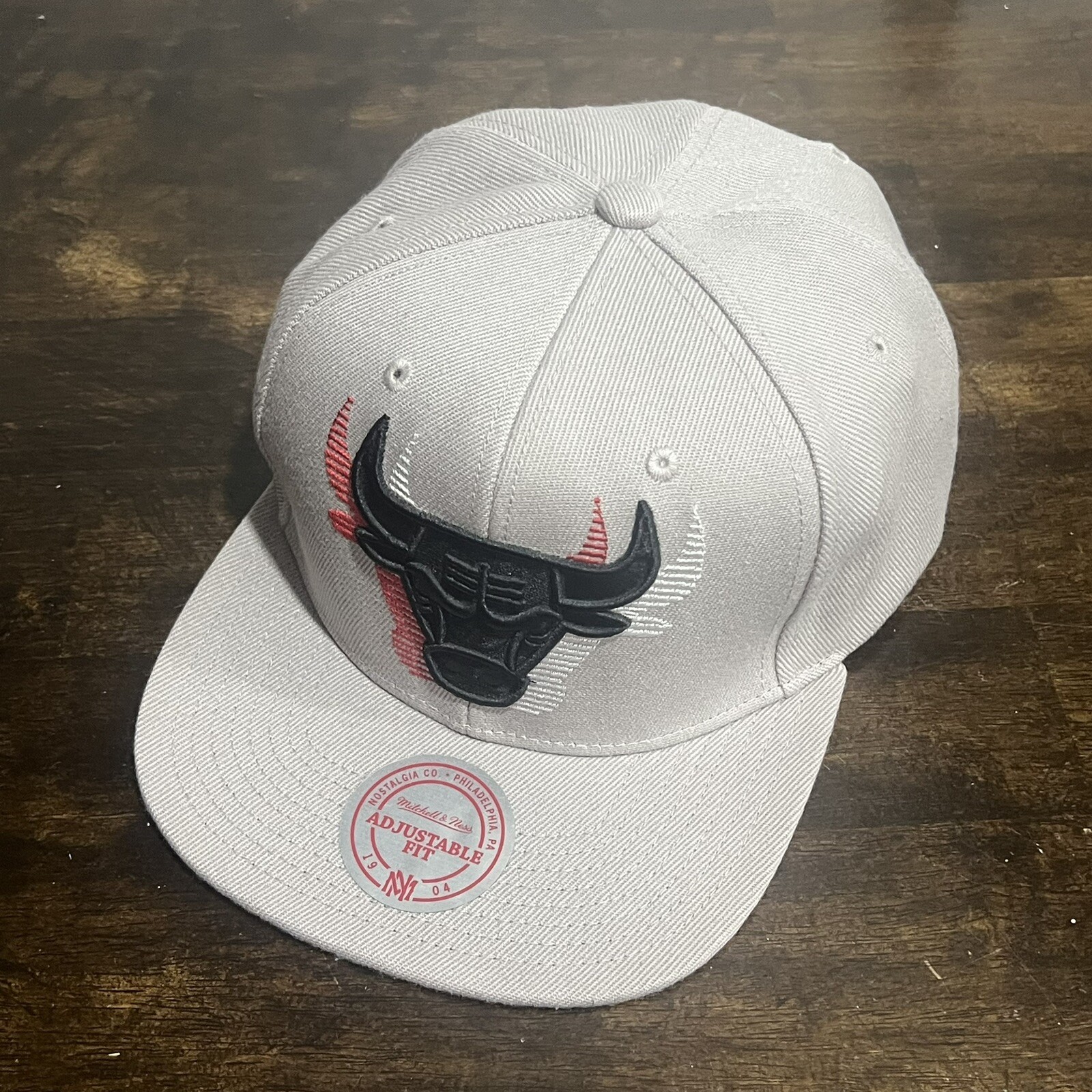Chicago Bulls Mitchell & Ness SnapBack Sombrero Ajustable Gris/Rojo