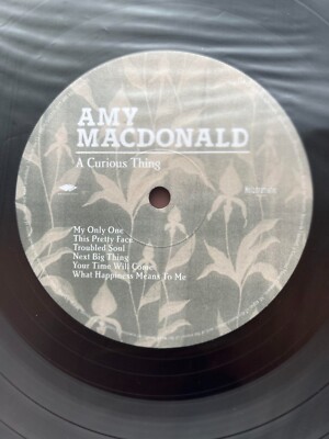 Amy Macdonald / A Curious Thing 2010 UK Vinyl LP
