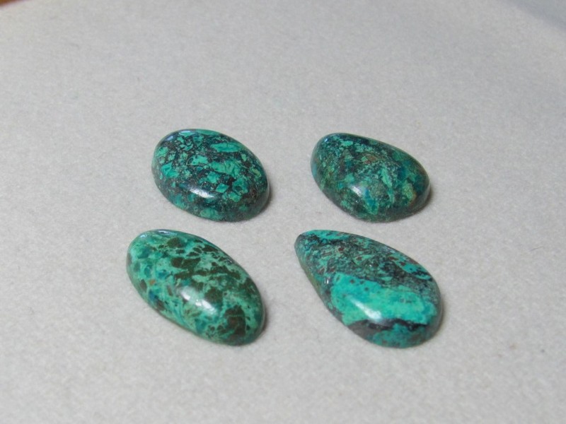  Wonderful  Lot  of (4) Chrysocolla Cabs 73.5 cts