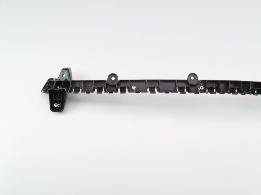 Bentley Continental Gt Gtc Flying Spur radiator grille retaining strip 832