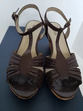 Kenneth Cole reaction women shoe speak of love,8.5M, color dark brown