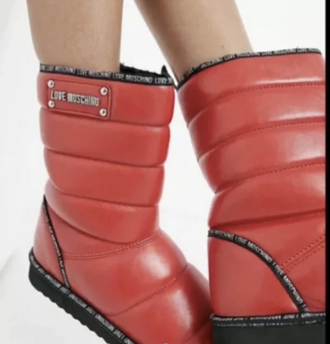 moschino puffer boots