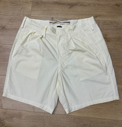 Stone Island, Stone Island 90s Archive Pleated Shorts Cream Cotton Italy W36 Vintage