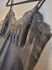 Hollywood Vassarette Size S 36 Black Lace Nylon Tricot Full Slip Vintage