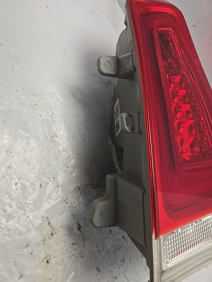 Luz trasera derecha Chrysler 300 2015-2023 lámpara LED 68196290AC OEM #C499 Foto 3 de 4