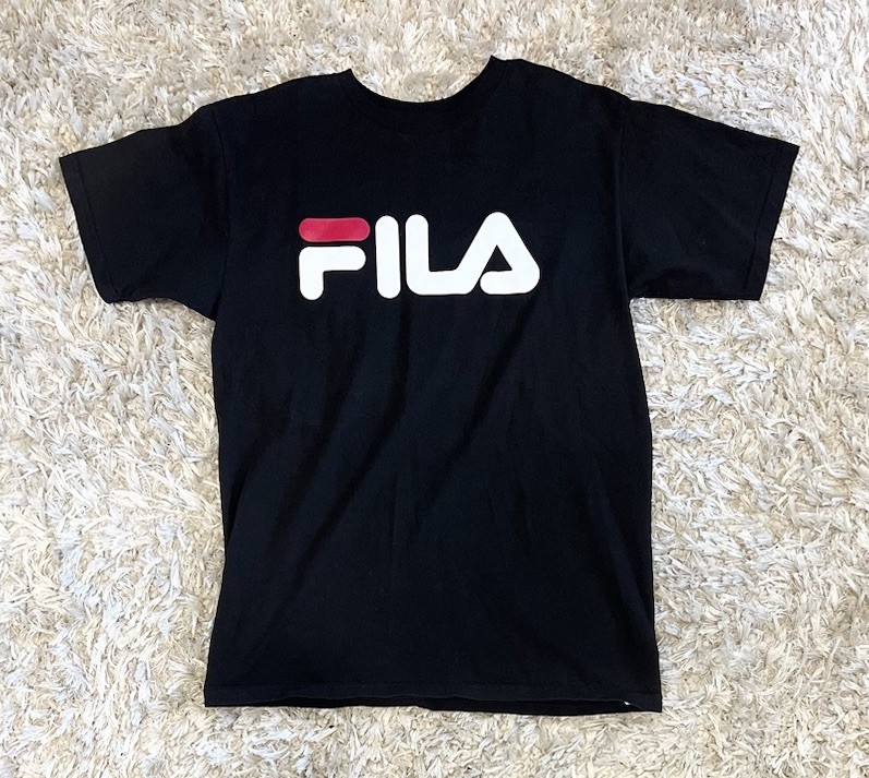 T shirt Fila uomo nera grafica media girocollo manica corta maglietta sportiva