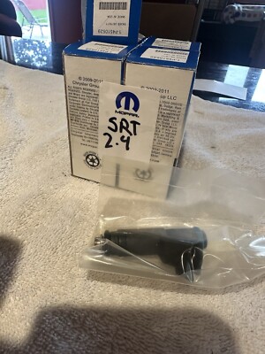 Mopar Performance P4510529 Fuel Injector 2.4 SRT 4 Neon  New