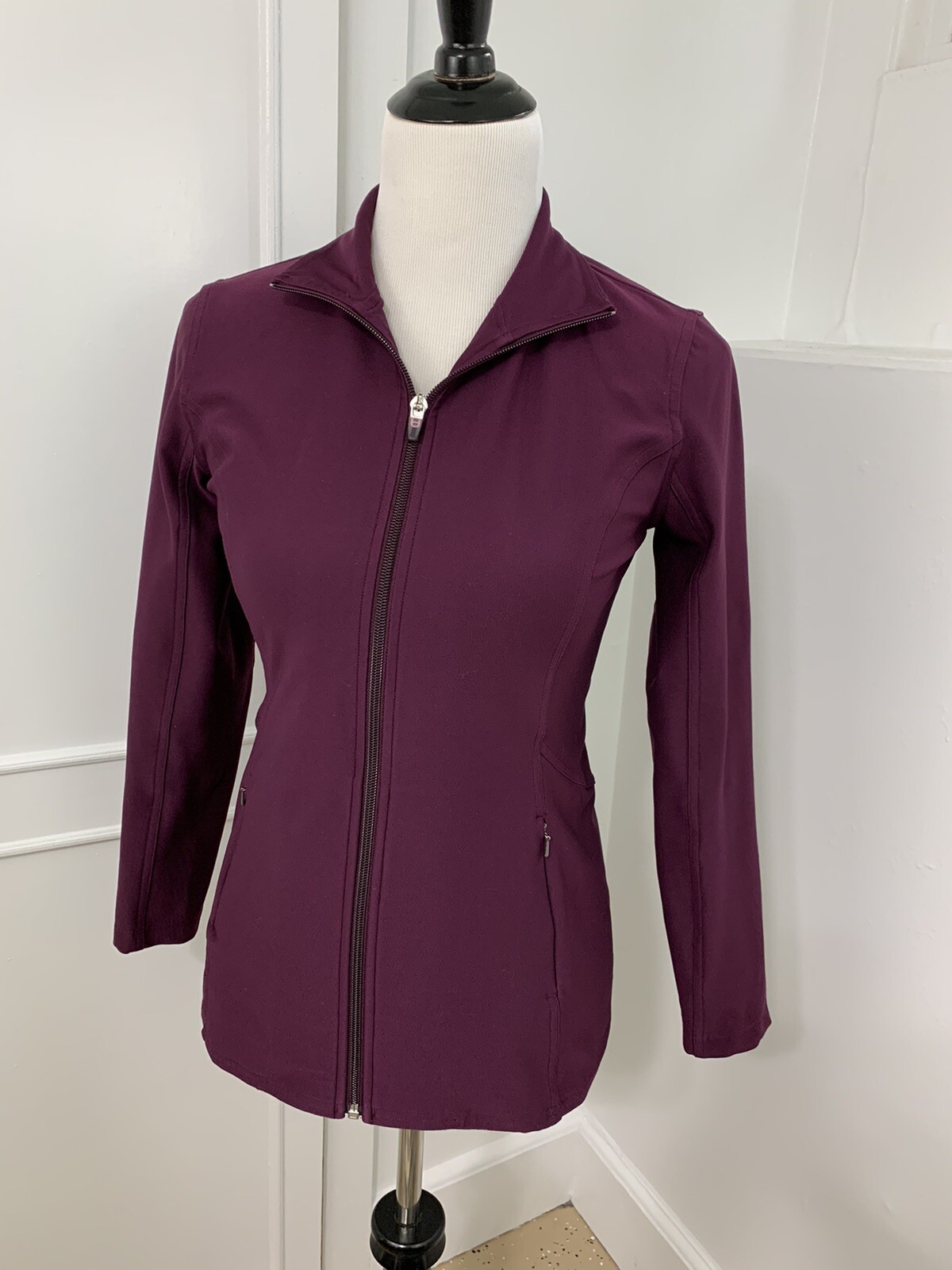 Lucy Tech Women’s Performance Jacket Full Zip Fro… - image 5