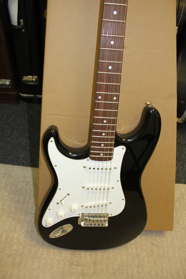 Austin   Left Handed   AU700   series  electric - Image 3 of 4