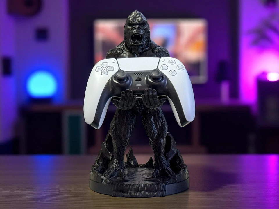 King Kong Gorilla Controller Stand for PS5 & Xbox | Universal Gamepad Holder - Image 3 of 4