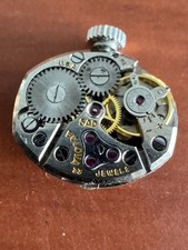 VINTAGE LADIES BULOVA WRISTWATCH MOVEMENT CAL. 5AD KEEPING TIME 23 JEWEL