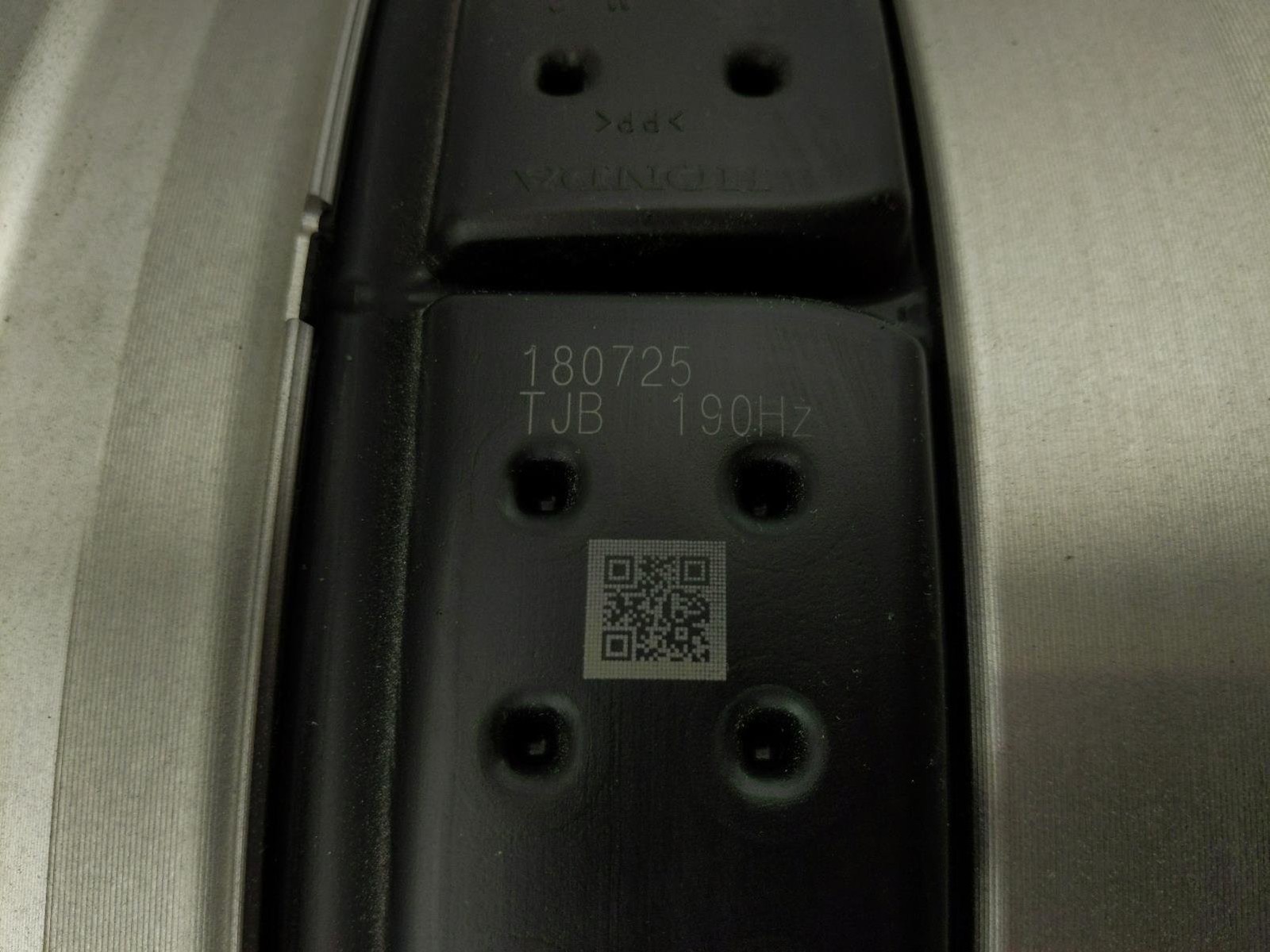 2019-2020 Acura Mdx 20X8.5" Aluminium Alloy Wheel Rim 42800-Tyr-A30 Curb Rash.