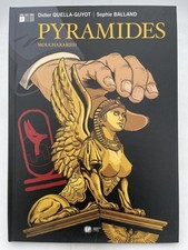 Pyramides. Moucharabieh