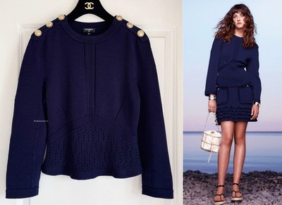 NEW $3000 21C CHANEL NAVY BLUE GOLD CC BUTTONS PULLOVER KNIT NEW $3000 21C CHANEL NAVY BLUE GOLD CC BUTTONS PULLOVER KNIT
