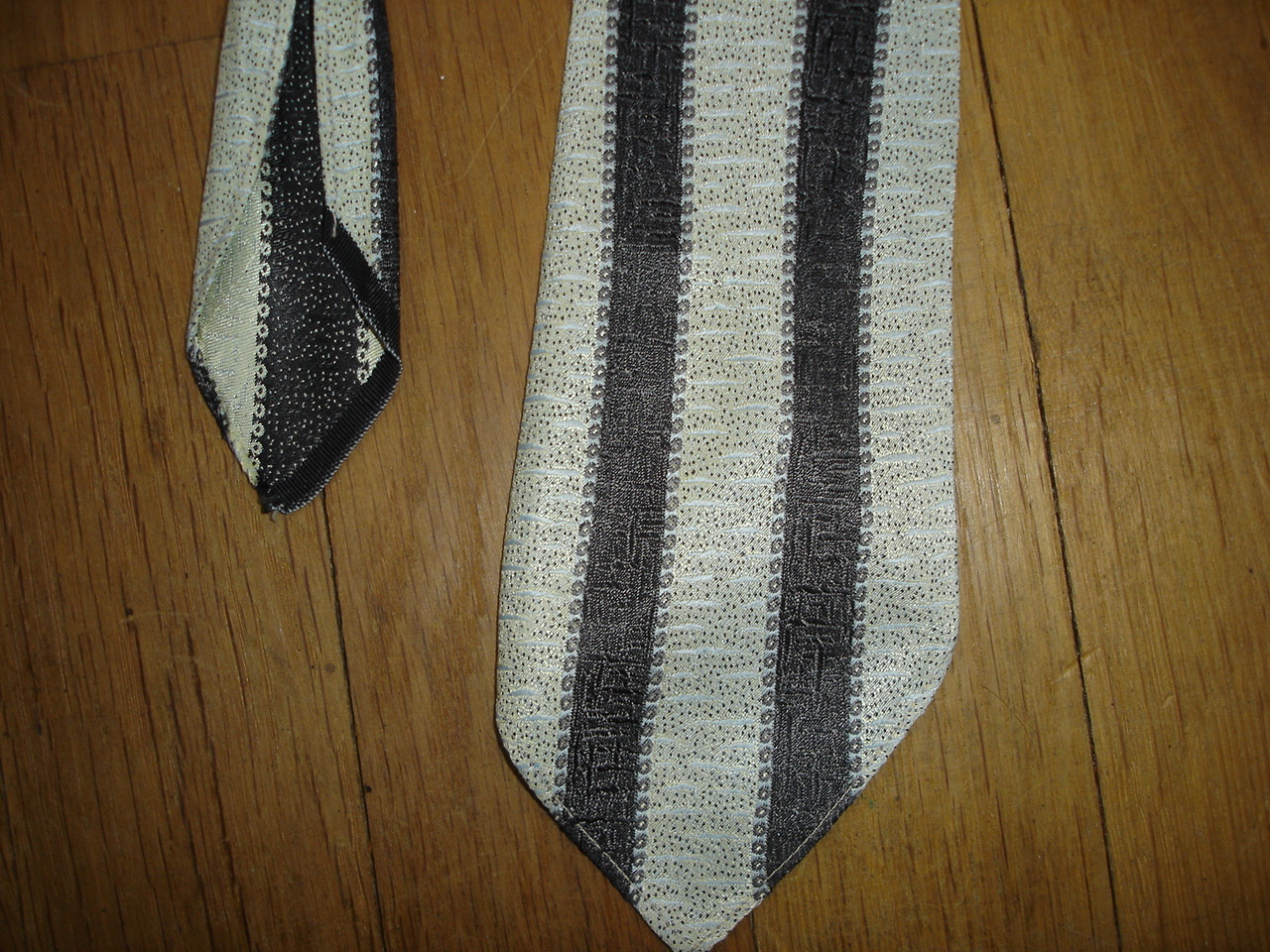Picture 3 of 5