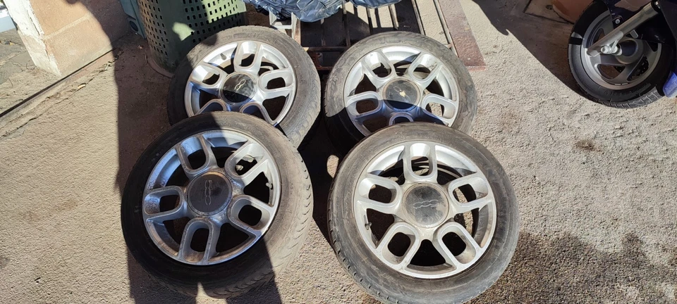 4 cerchi in lega 15 fiat 500 Con Gomme Usate - Immagine 2 di 2