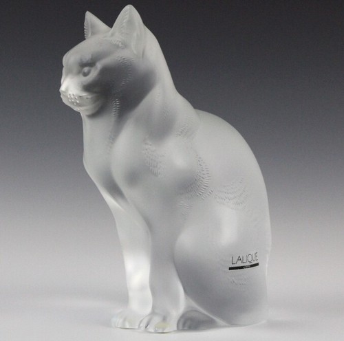 LALIQUE BEAUTIFUL SITTING CAT. OR CROUCHING CAT CHOICE- FREE POST IN THE UK - Picture 2 of 9