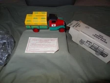 ERTL 1931 HAWKEYE CRATE BANK - Boumi Temple Shrine Circus with Key