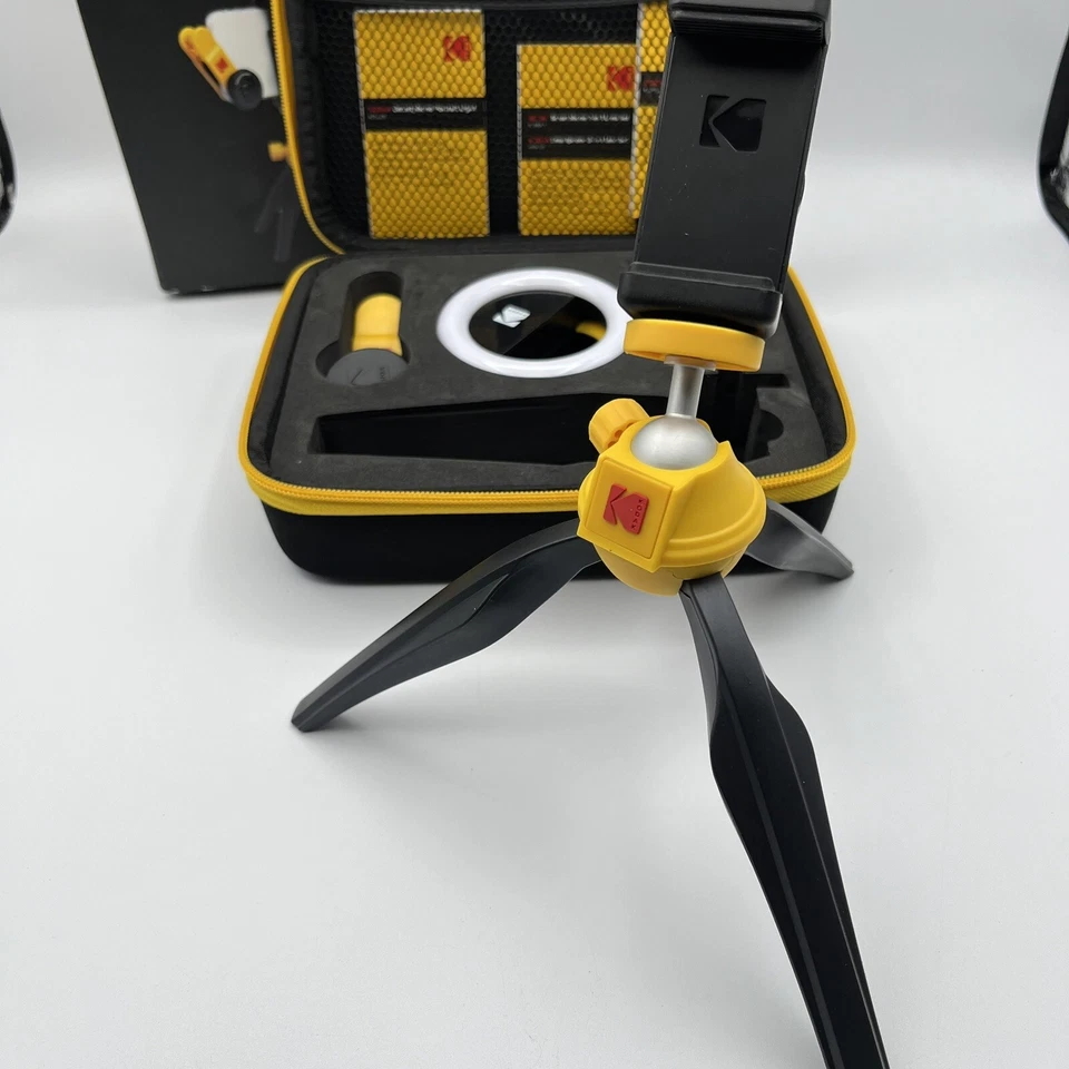 Фотографический комплект для смартфона Kodak — 2 макро- и широких объектива, свет и штатив в чехле - Изображение 4 из 4
