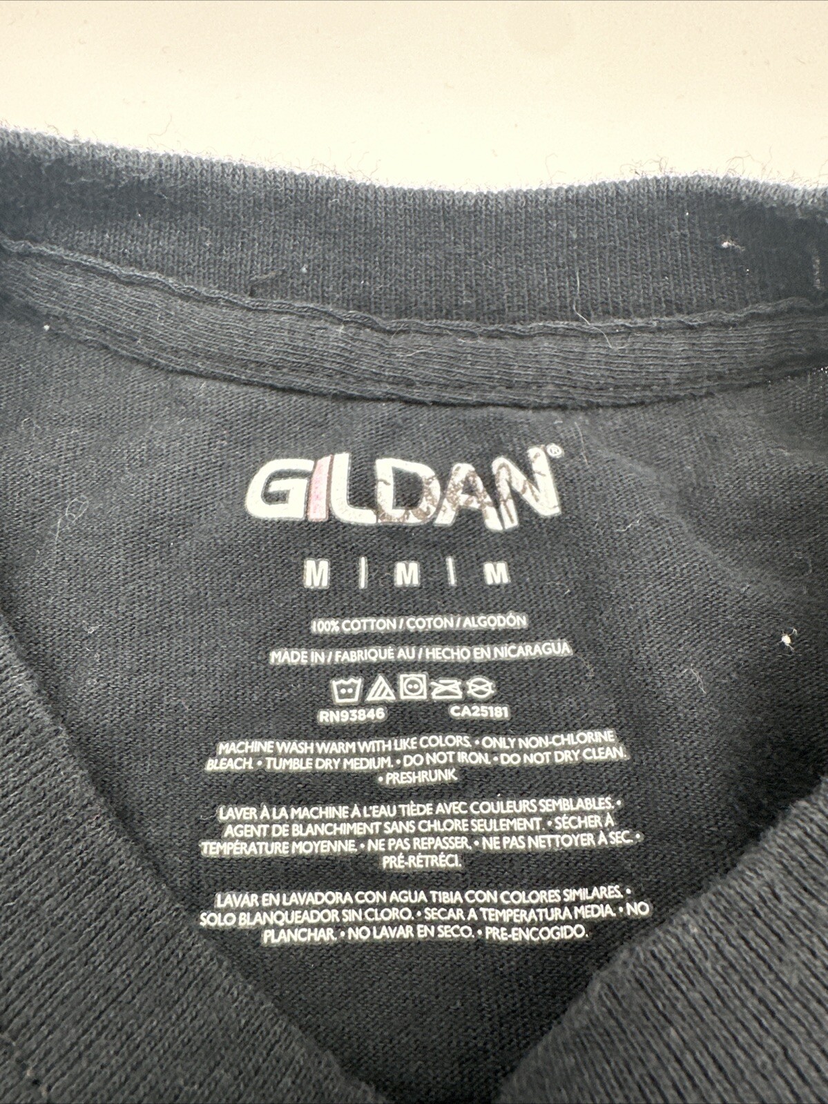 Gildan T-Shirt Women Medium Spell Out Glo Gang ..#18557