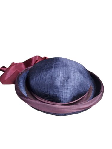 Vintage Womens Hat Navy with Long Maroon Ribbon - Picture 2 of 5
