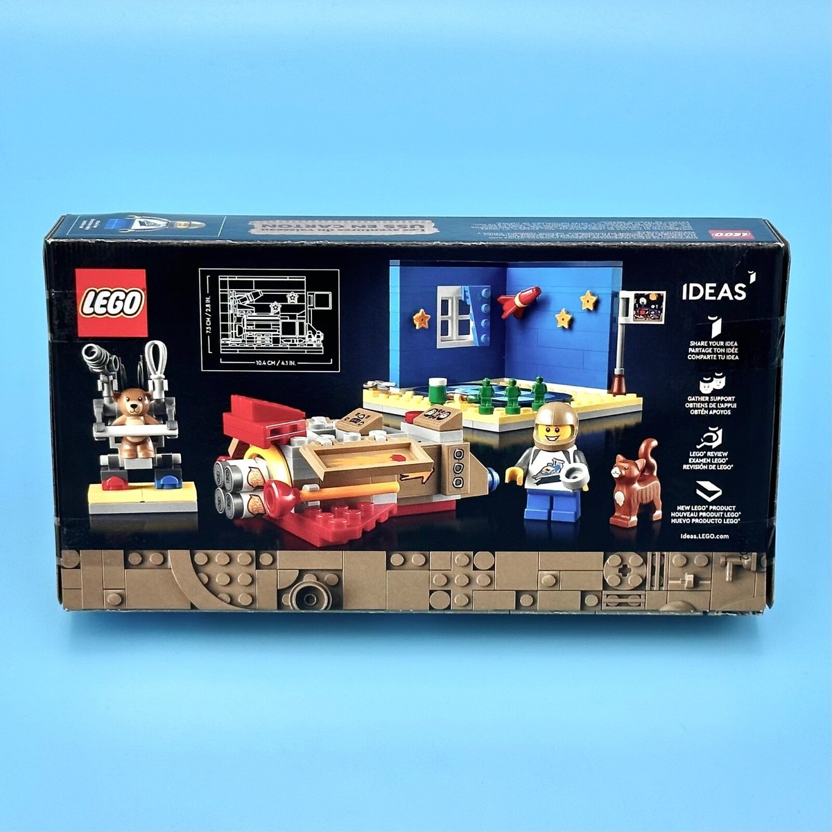 LEGO Ideas Cosmic Cardboard Adventures 40533 Classic Space Tee