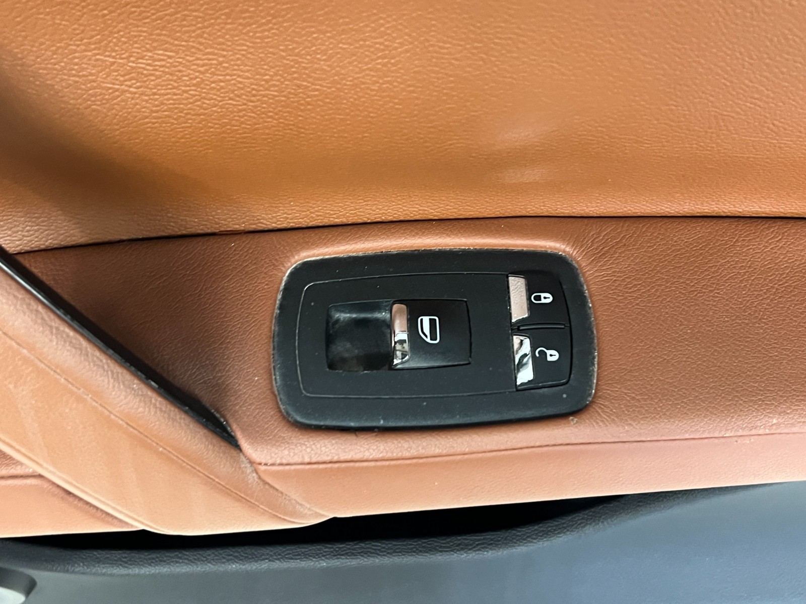 ⭐14-17 MASERATI QUATTROPORTE FRONT RIGHT PASS SIDE DOOR PANEL COVER OEM LOT2638