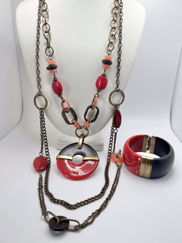 Premier Designs Piper Colorful Multi-Chain Necklace / Pendant / Bracelet Set