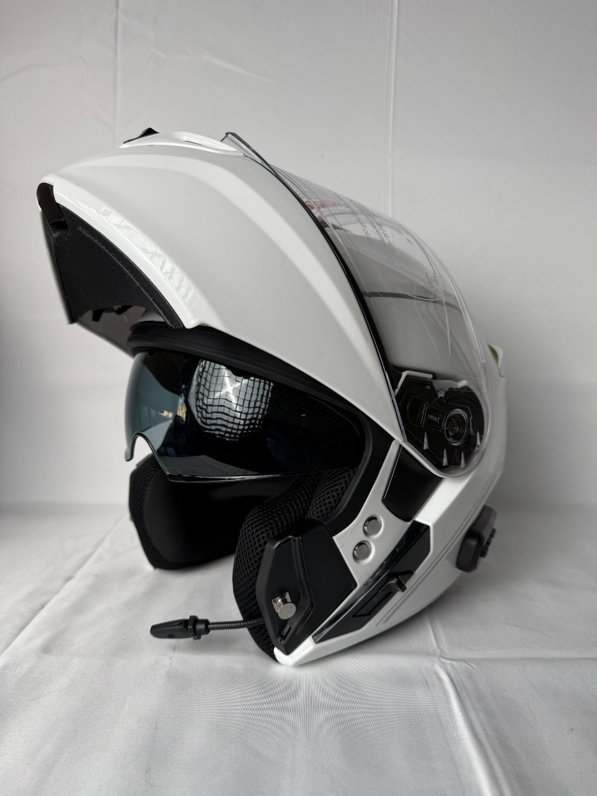 Sena Outrush R Modular Flip-up Motorcycle Helmet White Bluetooth