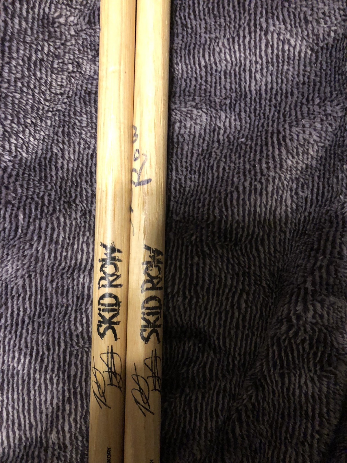 Skid Row Rob Hammersmith Concert Used Signed Drum Sticks Autograph Auto