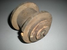 Ancienne bobine en bois filature usine vintage déco magasin