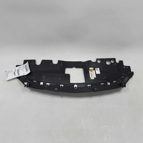 17 18 19 20 CHEVY SONIC Grille W/o Rs Package Upper - Picture 3 of 6