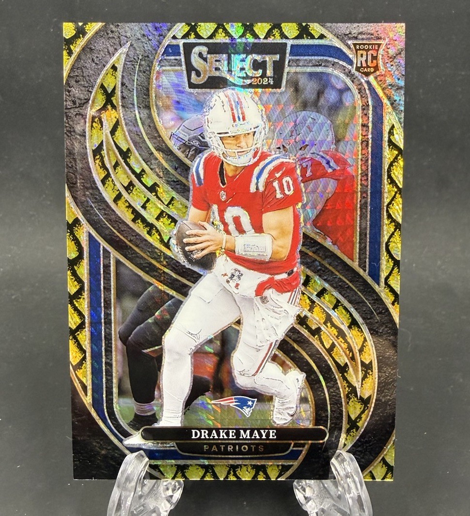 2024 SELECT DRAKE MAYE ROOKIE DRAGON SCALE GOLD /10! #113. NEW ENGLAND PATRIOTS!