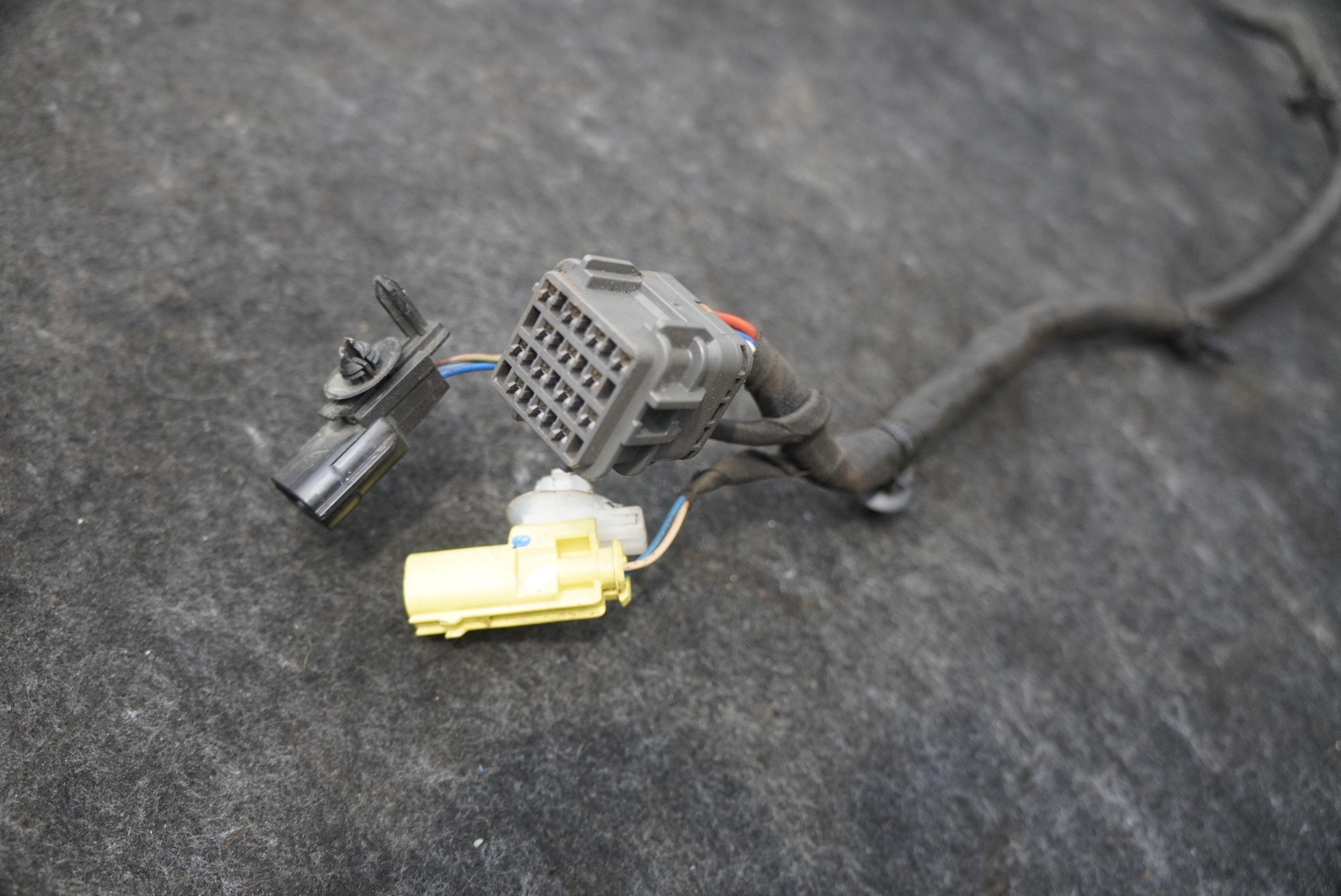 Front Left Driver Door Wire Wiring Harness Cable 13MA109CP OEM McLaren 570S 2018