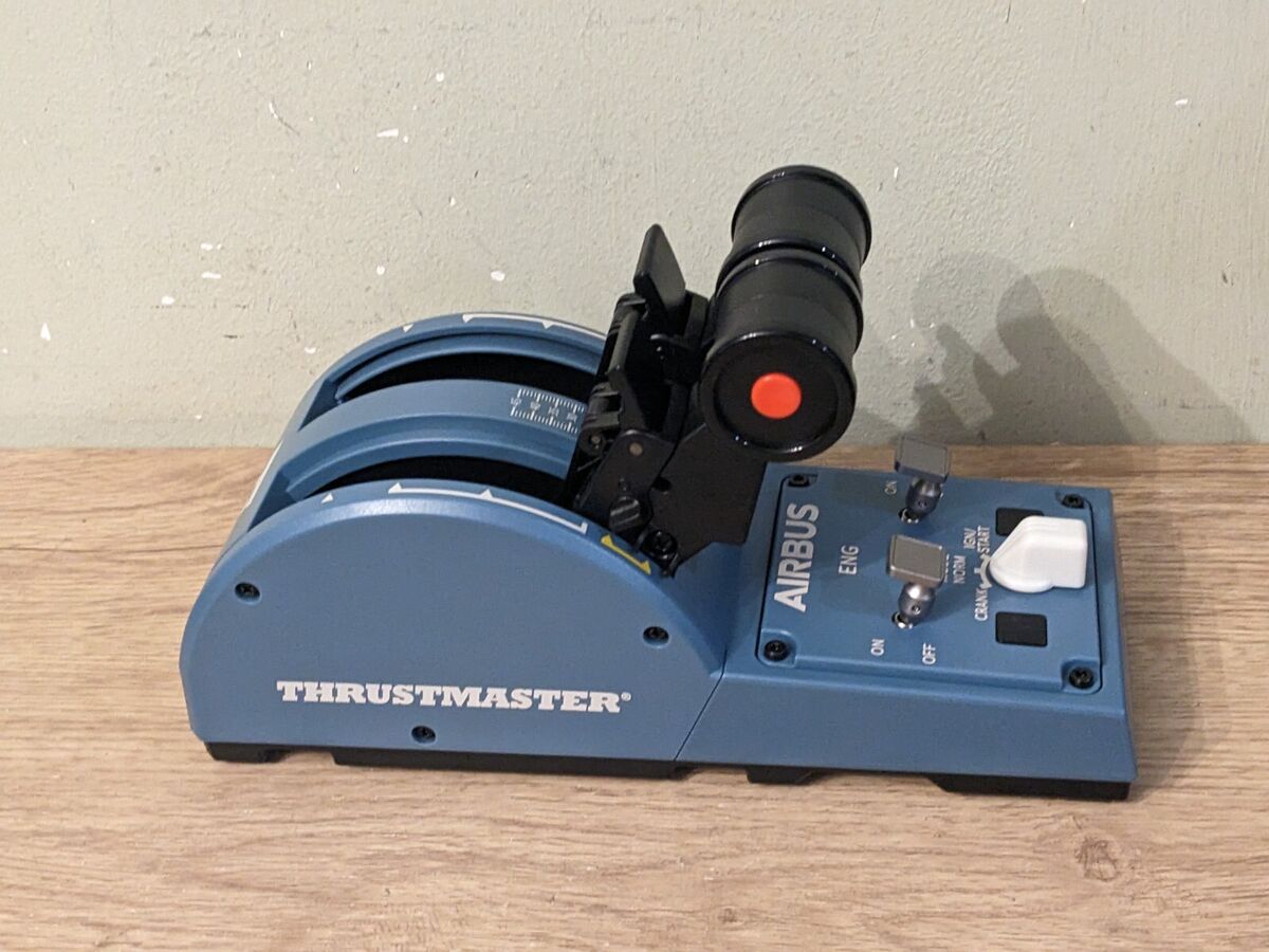 Thrustmaster TCA Quadrant Airbus Edition Flight Throttle USB Thrustmaster TCA Quadrant Airbus Edition Flight Throttle USB