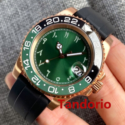 40mm Automatic Mens Watch NH35A Green Dial Sapphire Glass Luminous Date Windown