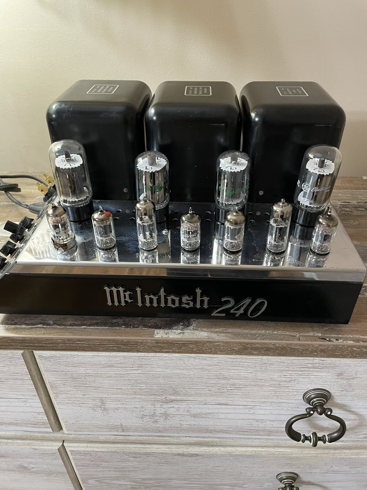 Vintage McIntosh MC240 Audiophile Stereo Vacuum Tube Power Amplifier 40